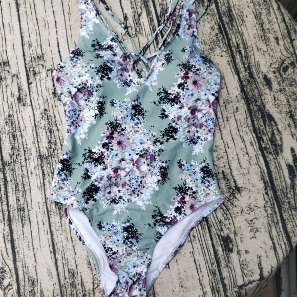 Antiqua Swim Floral Backless One-piece Sz M